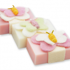 Schafmilchseife eckig 150g, dekoriert mit Schmetterling, sortiert 