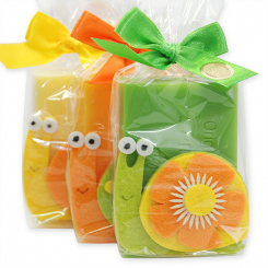 Schafmilchseife eckig 150g, dekoriert mit Schnecke in Cello, sortiert 