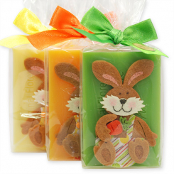Schafmilchseife eckig 150g, dekoriert mit Hase in Cello, sortiert 