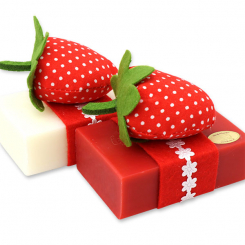 Sheep milk soap 150g, decorated with a strawberry, Classic/pomegranate 
