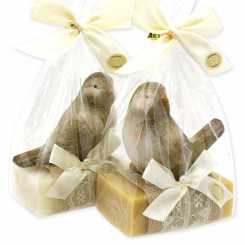 Schafmilchseife eckig 150g dekoriert mit Vogel in Cello, Classic/Zirbe 