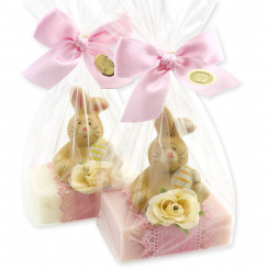 Schafmilchseife eckig 150g dekoriert mit Hase in Cello, Classic/Magnolie 
