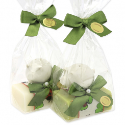 Schafmilchseife eckig 100g dekoriert mit Glücksschwein in Cello, Classic/Eisenkraut 