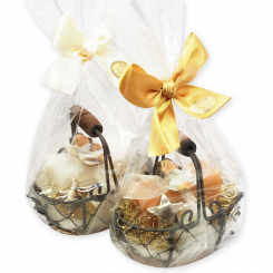 Drahtkorb gefüllt mit Schafmilchseife eckig 100g und Stern 20g dekoriert mit Engel in Cello, Classic/Quitte 