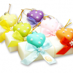 Schafmilchseife eckig 100g dekoriert mit Glasherz mit Perlen bunt, Classic 