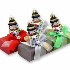 Schafmilchseife eckig 100g dekoriert mit Glas-Schneemann, sortiert 