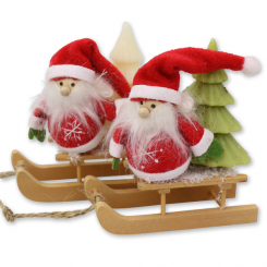 Schafmilchseife Tannenbaum 42g dekoriert mit Wichtel auf Holzschlitten, Classic/Eisenkraut 