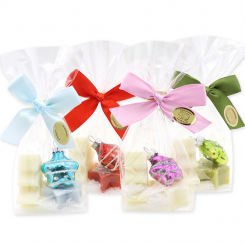 Schafmilchseife Baum 16g und Stern 12g dekoriert mit Glasstern in Cello, sortiert 