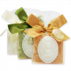 Sheep milk soap 35g decorated with a soap medallion angel 7,5g in a cellophane, sorted 